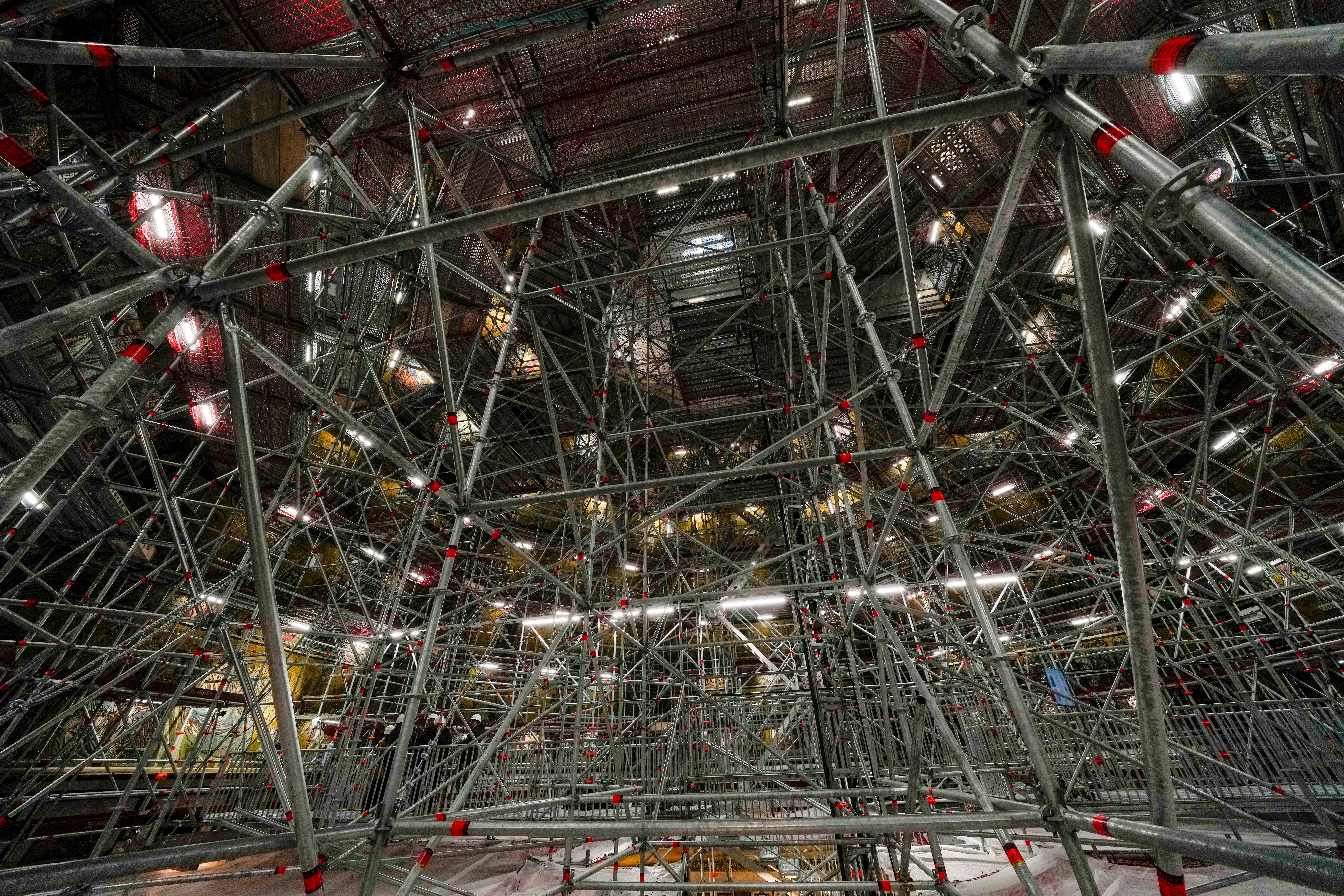 FLORENCIA-RESTAURACIÓN