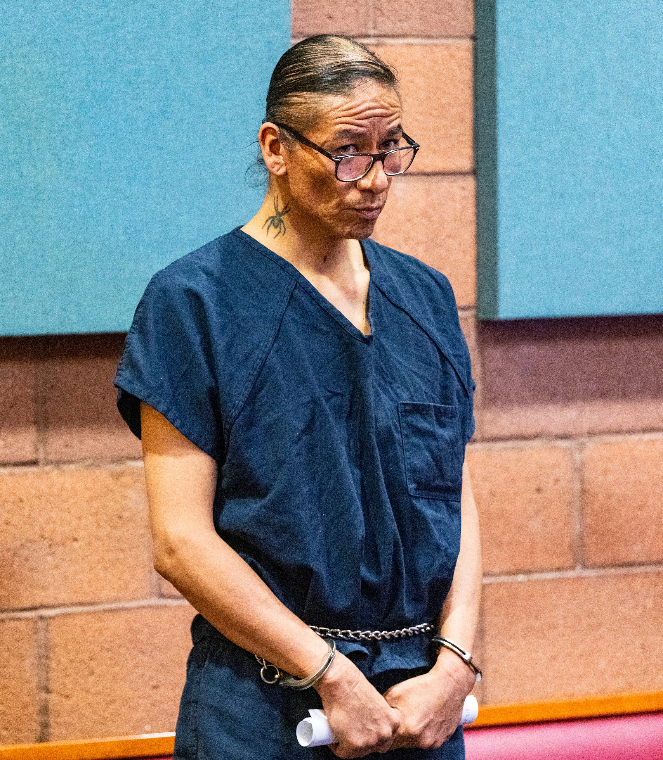 VIOLENCIA SEXUAL-CHASING HORSE