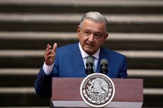 Presidente mexicano augura objeciones a su reforma electoral