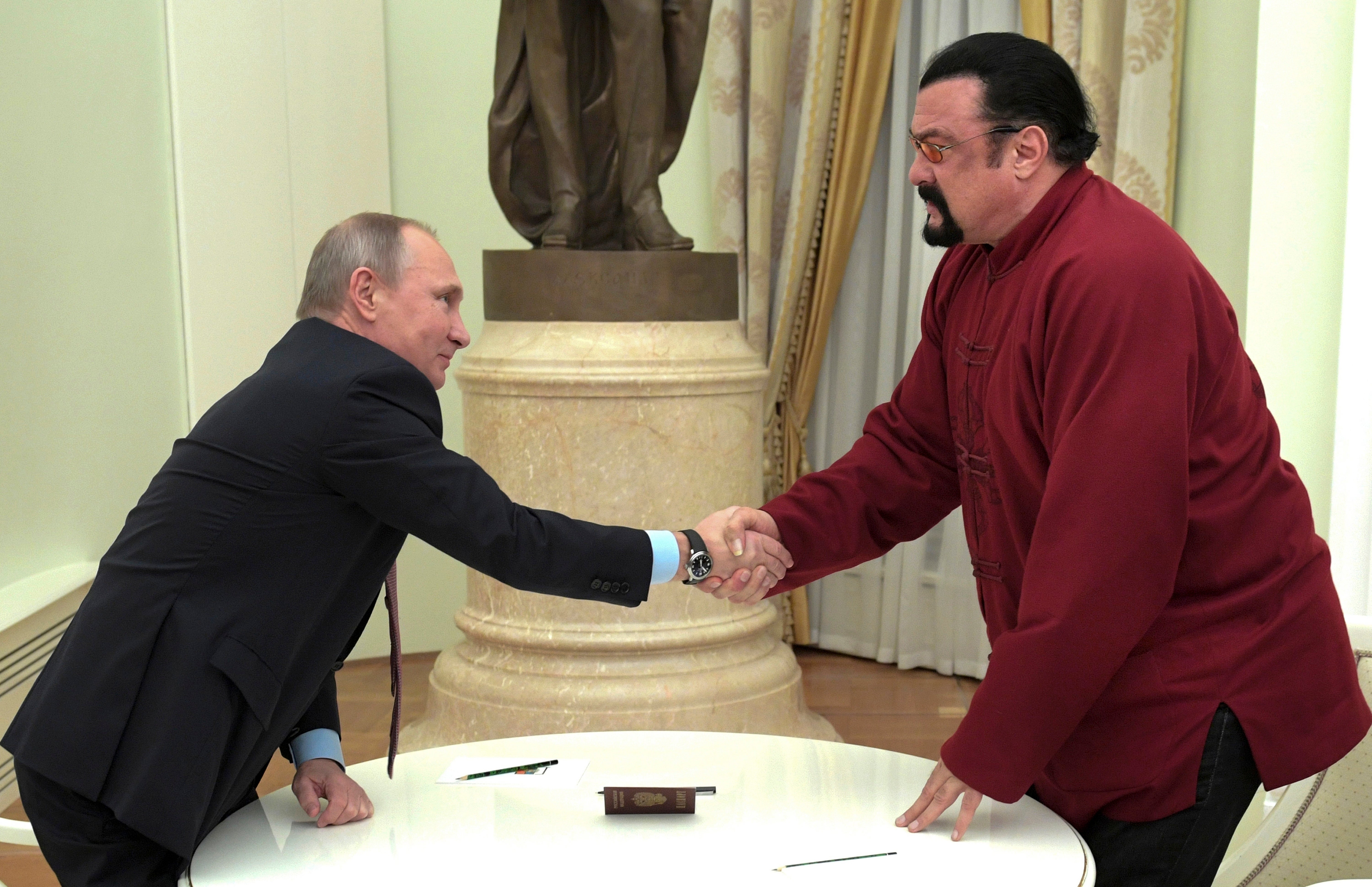 RUSIA-STEVEN SEAGAL