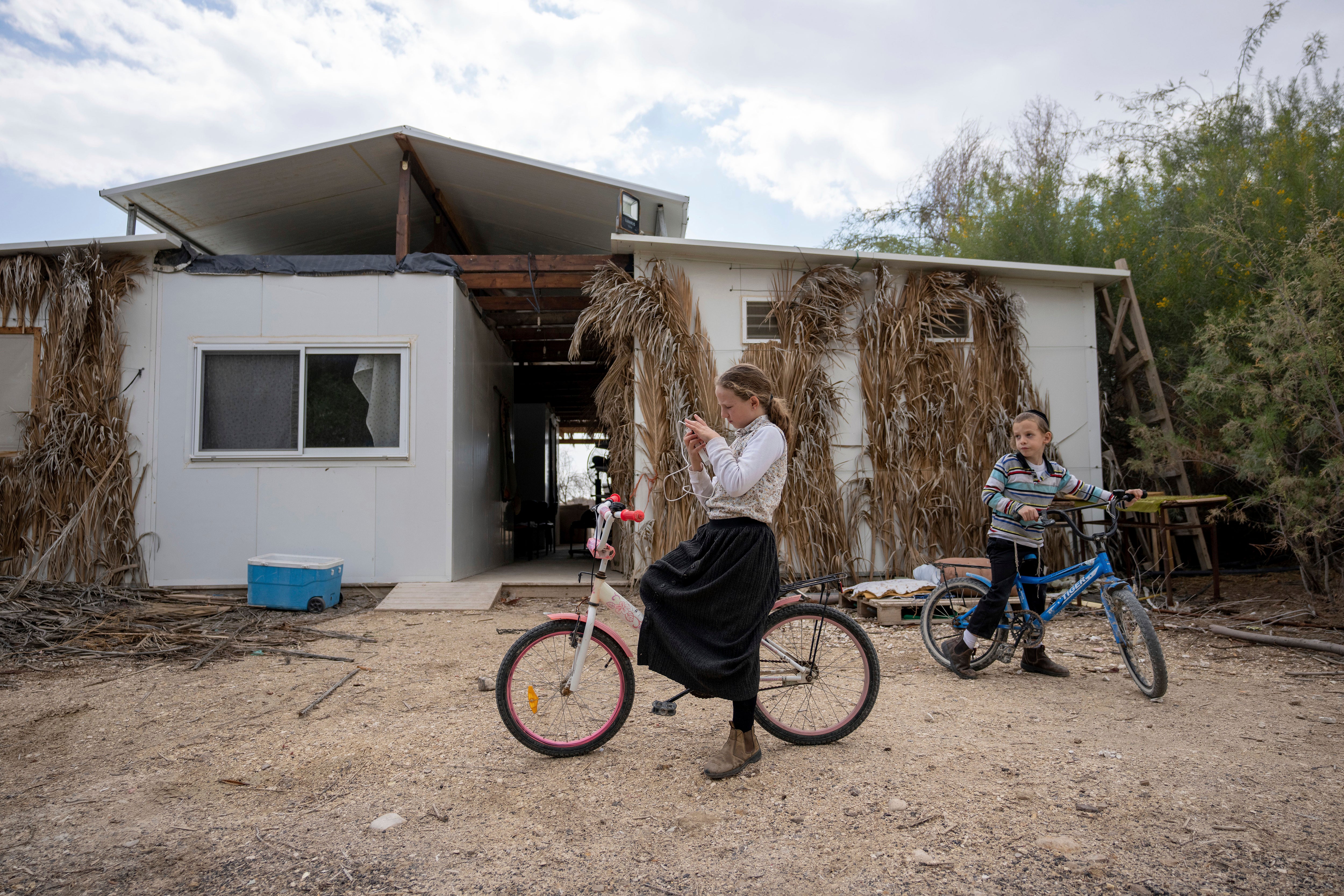 ISRAEL-PUESTOS DE AVANZADA