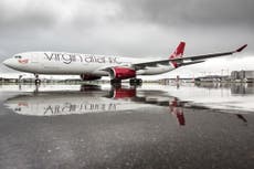 Pasajeros de Virgin Atlantic quedan varados en Barcelona tras desvío de vuelo; avión de rescate no servía