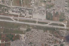 Fotos aéreas muestran daños en aeropuerto sirio tras ataque