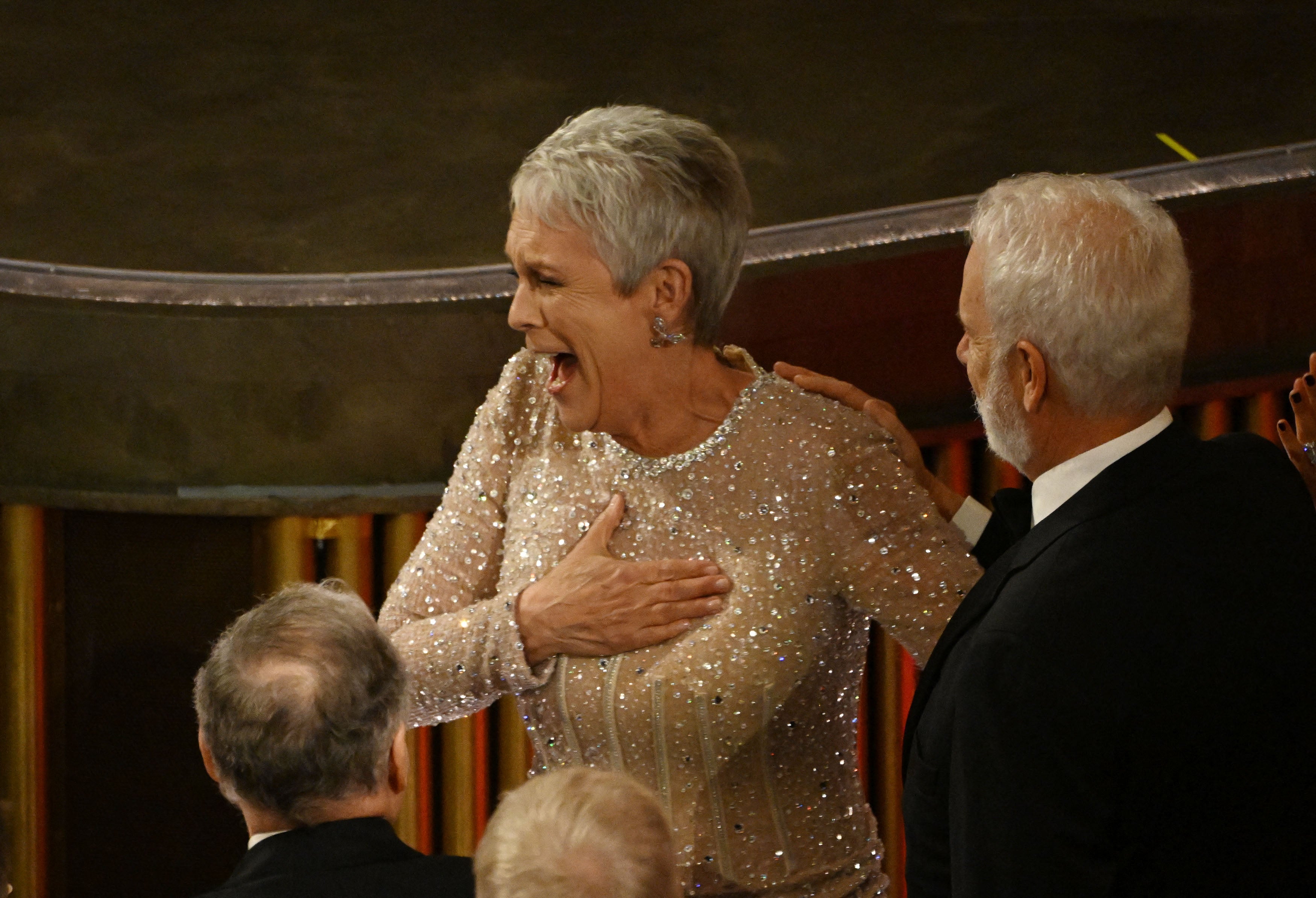 Jamie Lee Curtis gana su primer Oscar por su papel secundario en Everything Everywhere All At Once