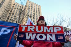 Trump llamó a los manifestantes. Se presentaron y exigieron su arresto