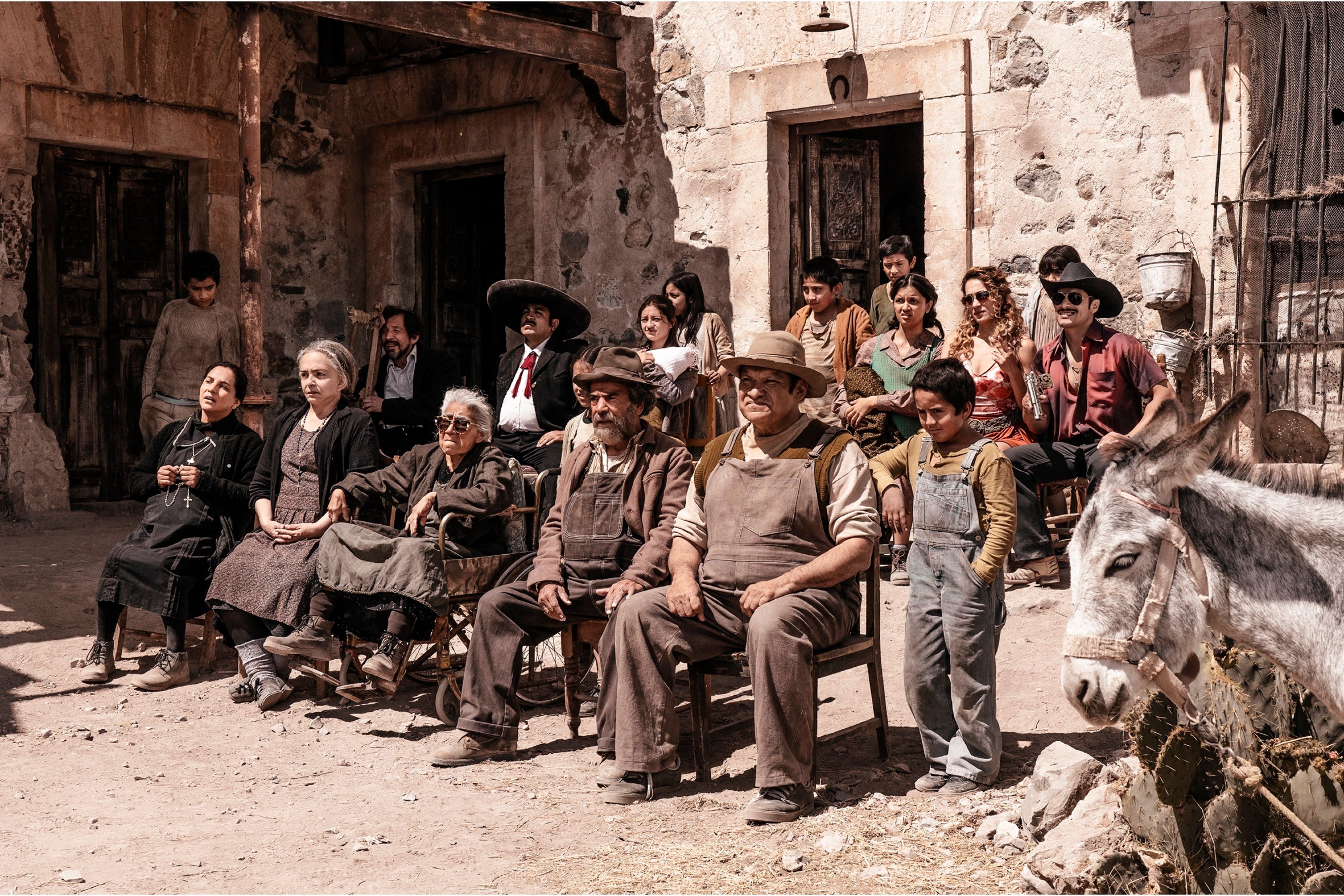 QUE VIVA MEXICO-ALFONSO HERRERA