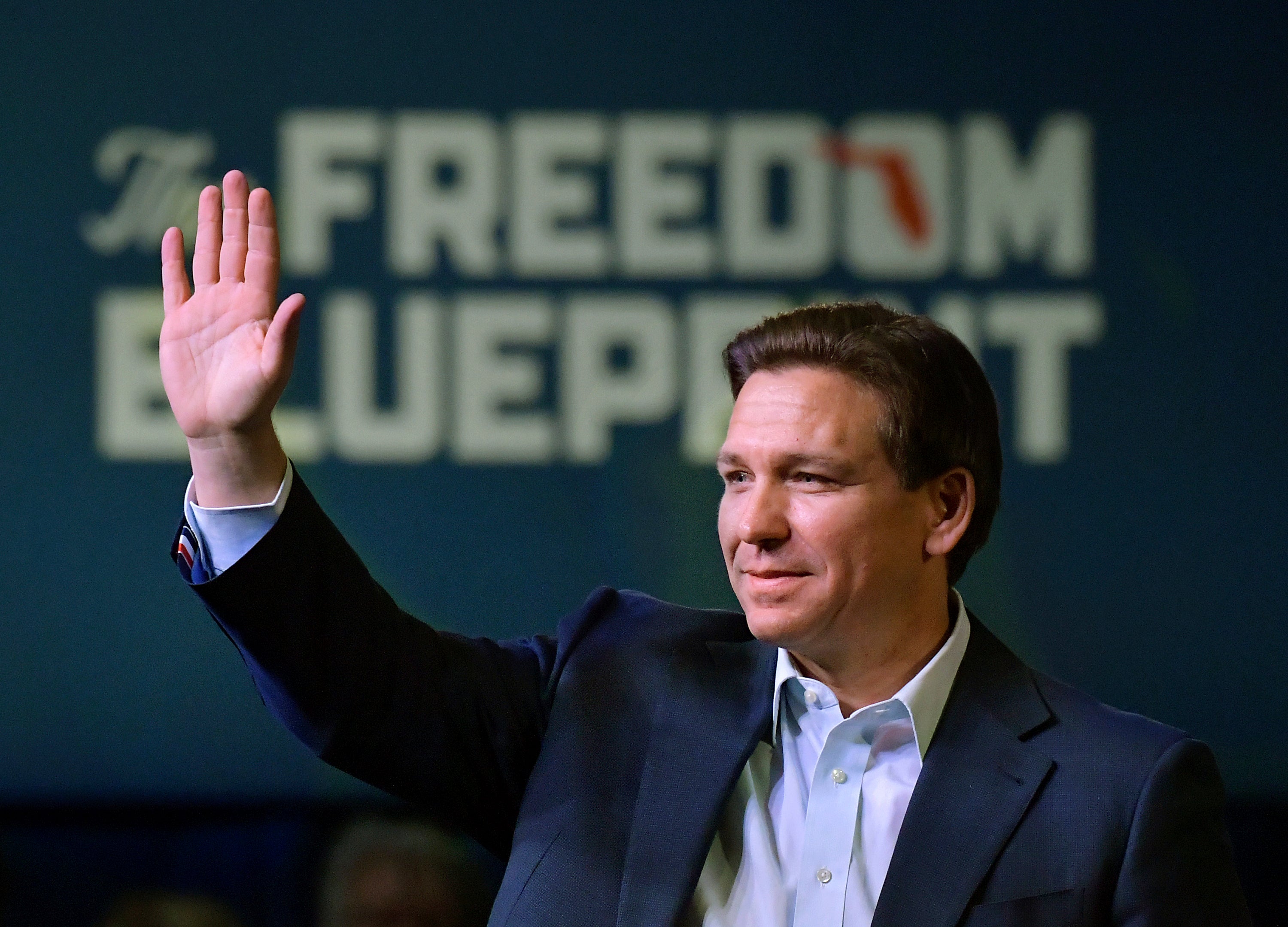 Ron DeSantis quiere expandir la ley “No Digas Gay” a todos los grados escolares