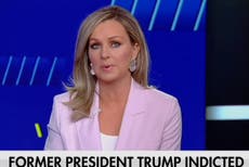 Reacciones de sorpresa en Fox News ante la imputación de Trump por el soborno a Stormy Daniels
