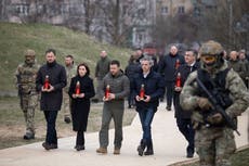 Ucrania recuerda la liberación de Bucha y reclama justicia