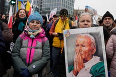 Polonia: Marchas en defensa de Juan Pablo II tras documental