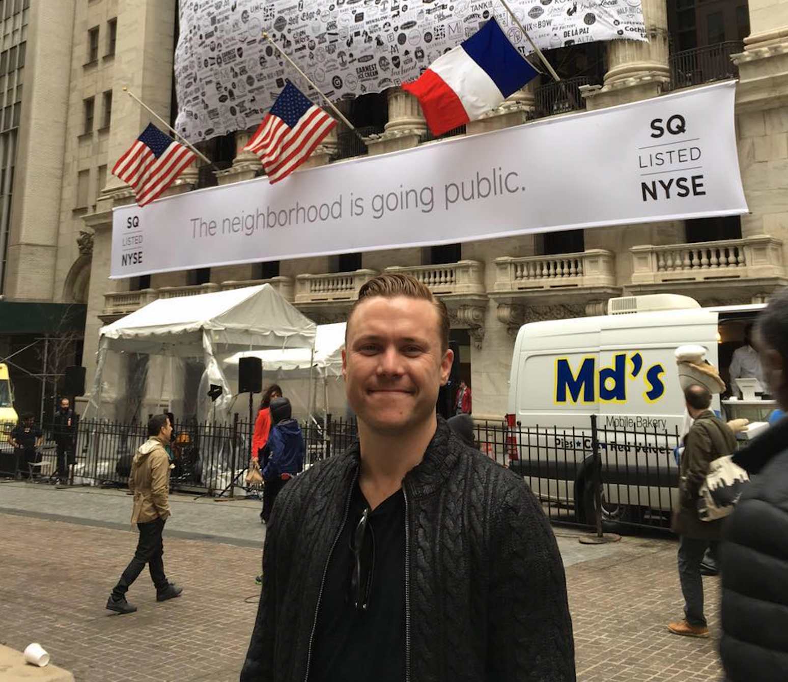 Bob Lee retratado en la Bolsa de Nueva York en 2015 el día en que Square, ahora conocida como Block, cotizó como empresa pública