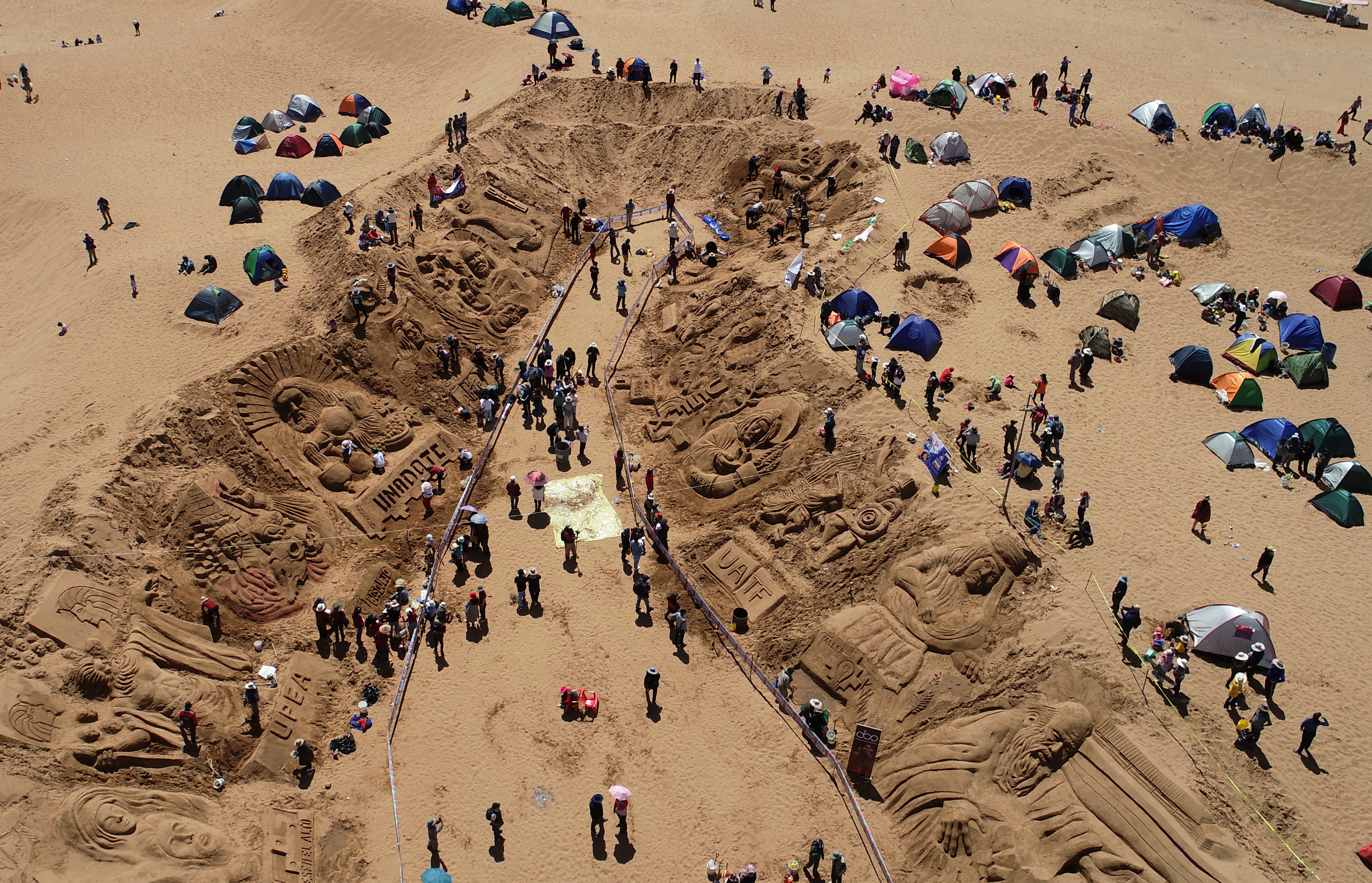 BOLIVIA-VIERNES SANTO