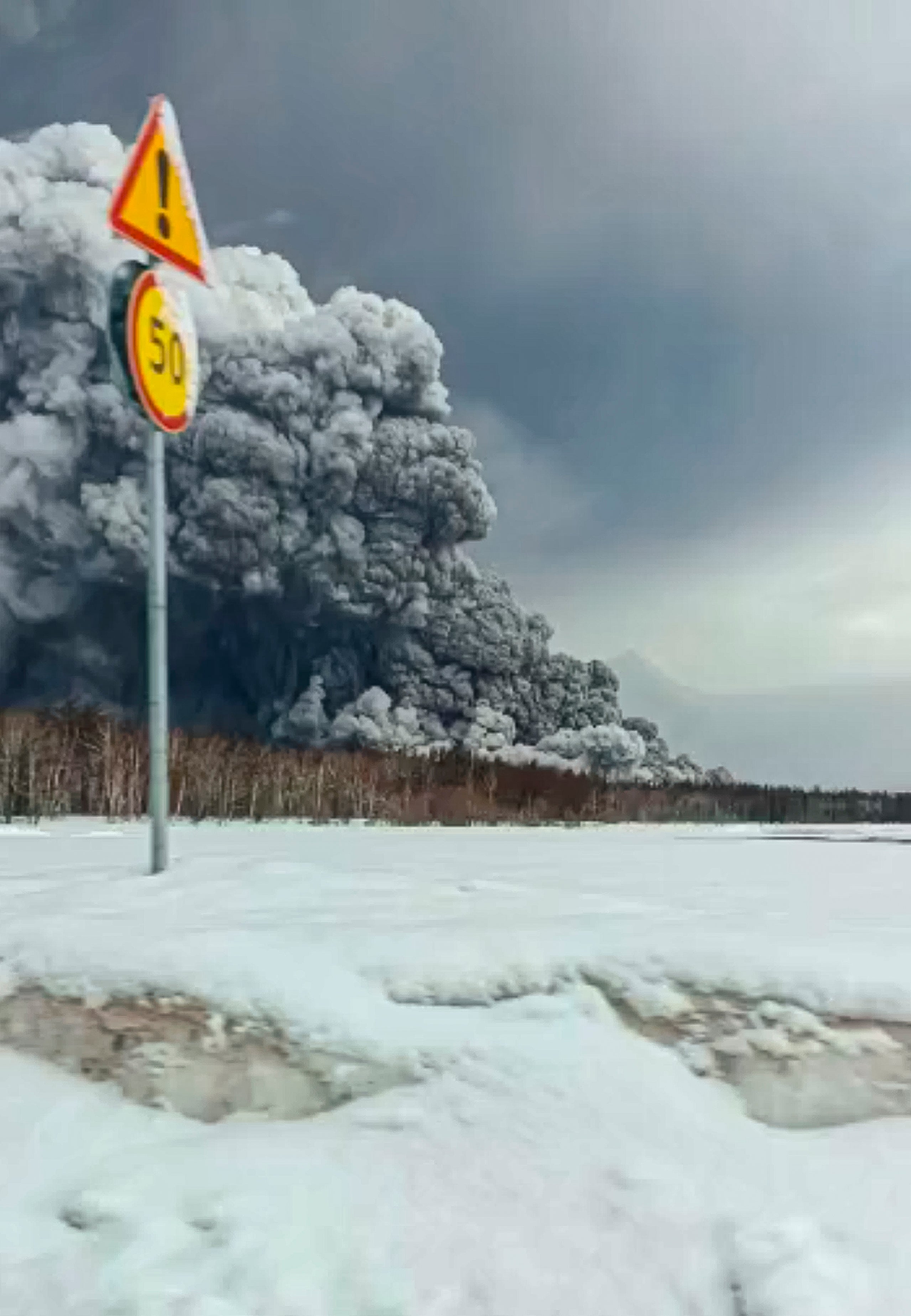 RUSIA-VOLCÁN