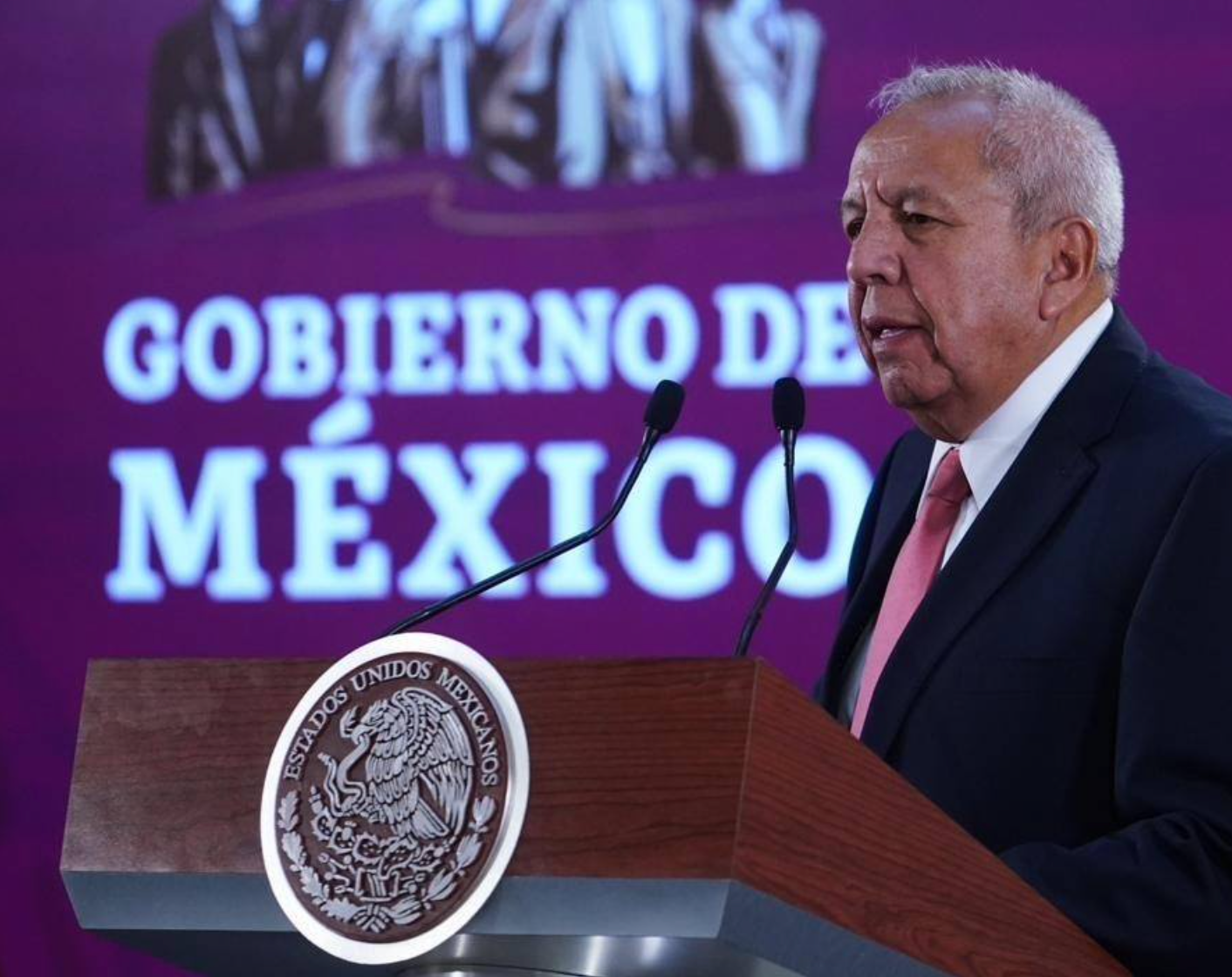 Citan al titular del Instituto Nacional de Migración tras la muerte de 40 migrantes en México