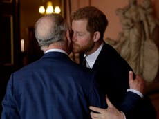 El príncipe Harry hizo “las paces” con el rey Carlos antes del anuncio de la coronación