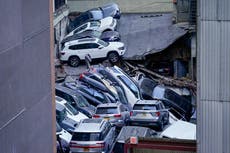 Derrumbe de estacionamiento en Nueva York deja un muerto