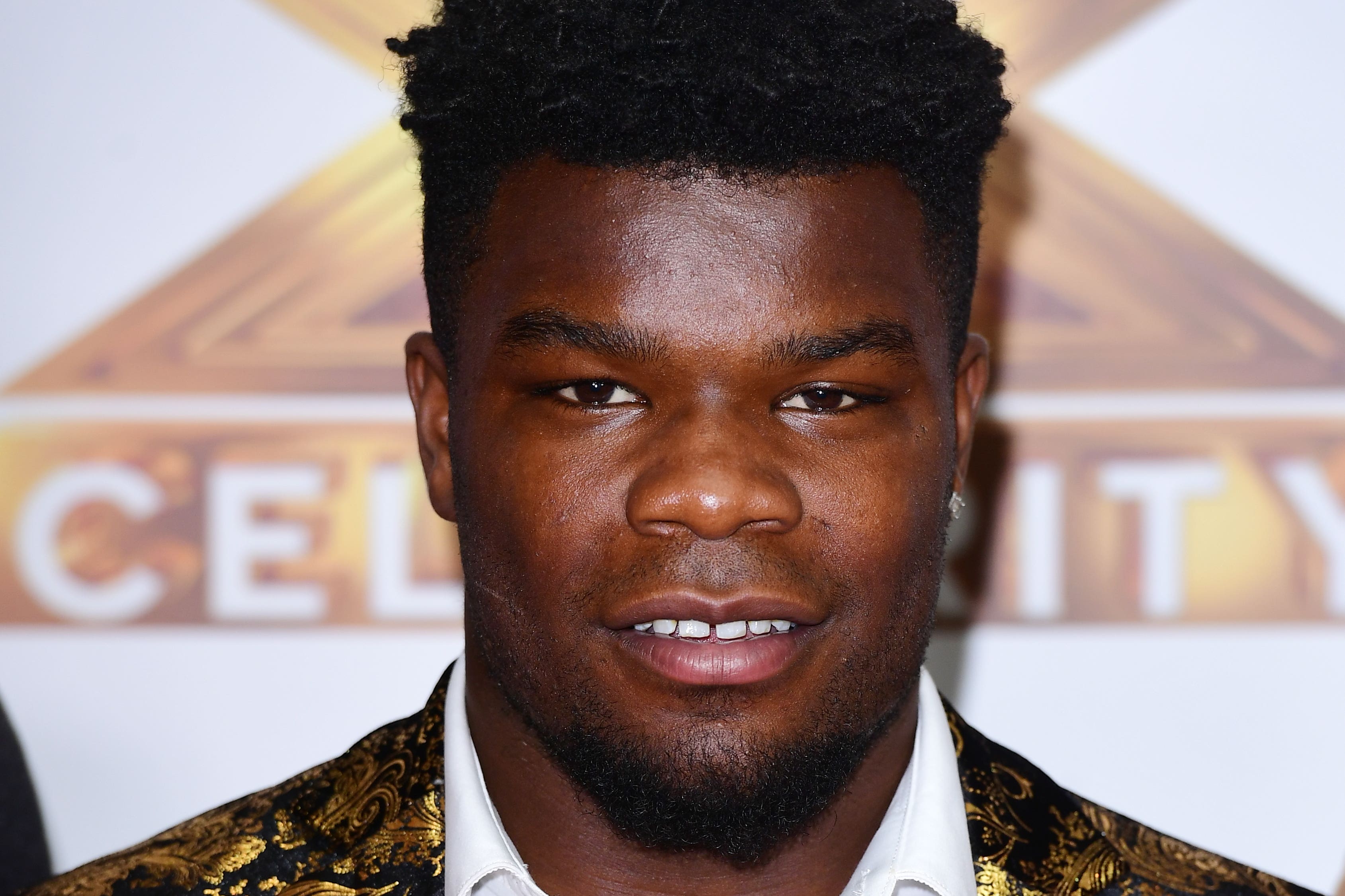 Buzos de la policía española buscan en el puerto a Levi Davis, la estrella desaparecida de X Factor