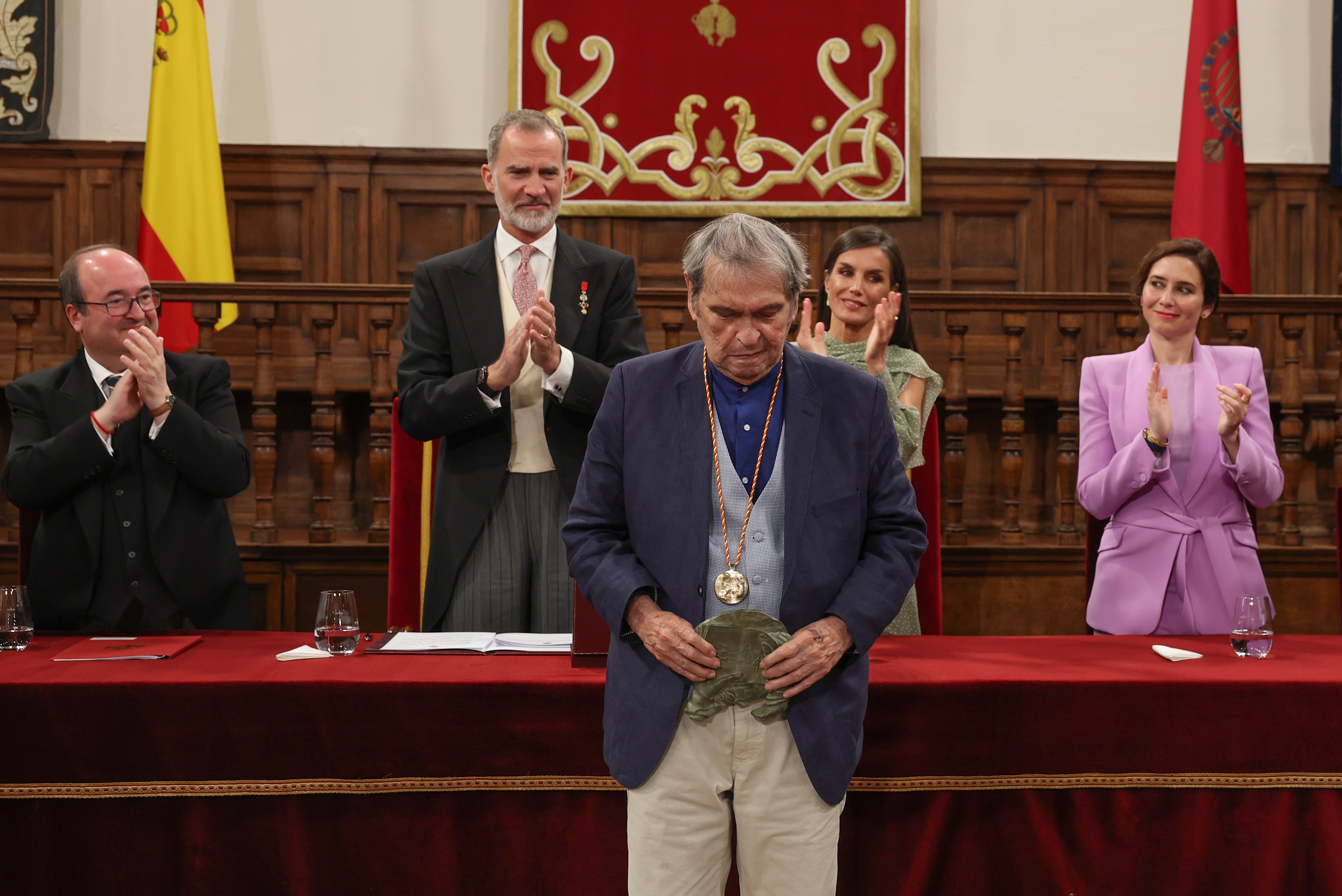 Rafael Cadenas recibe el Cervantes "Estoy lleno de España