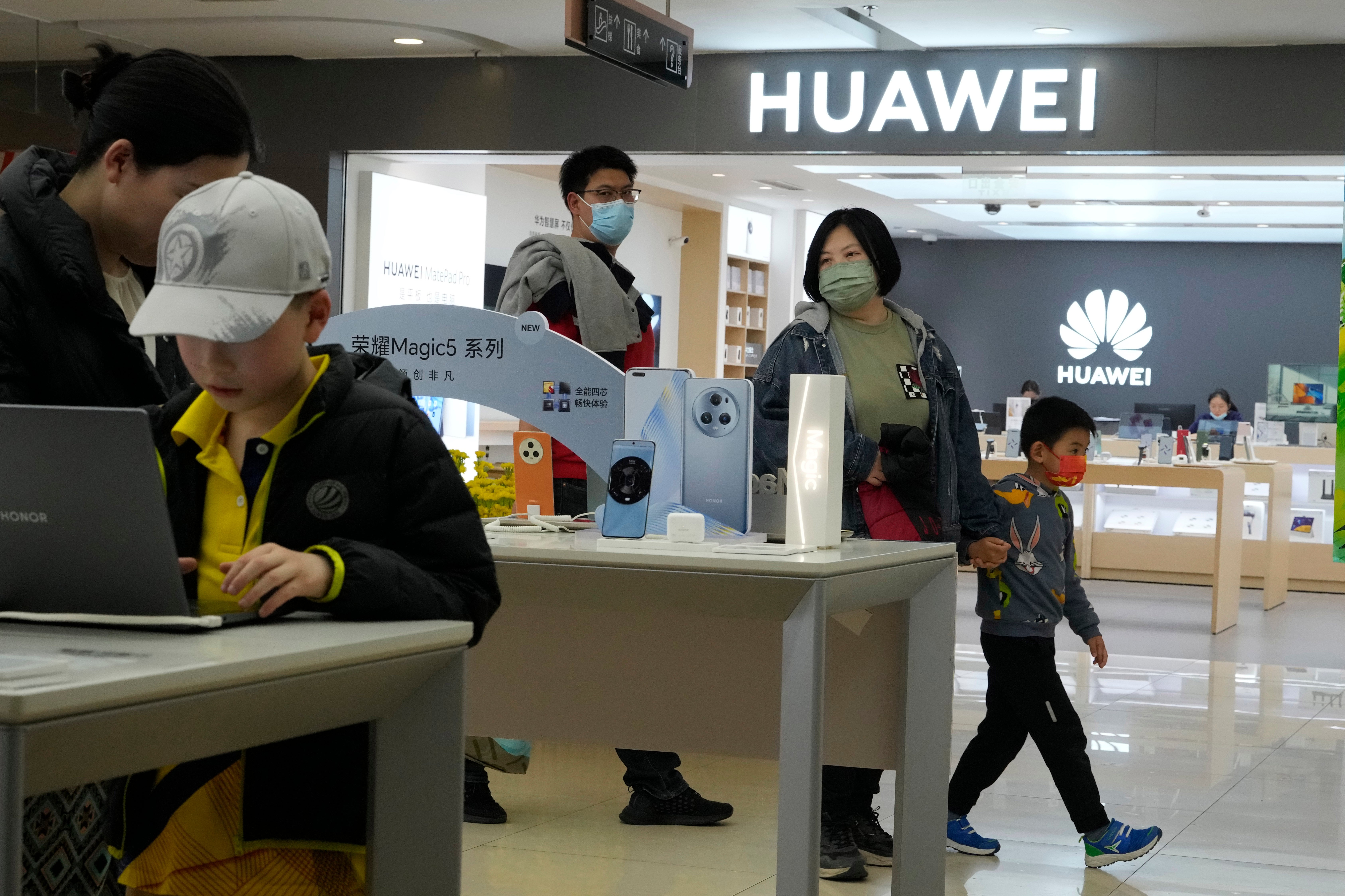 CHINA-HUAWEI