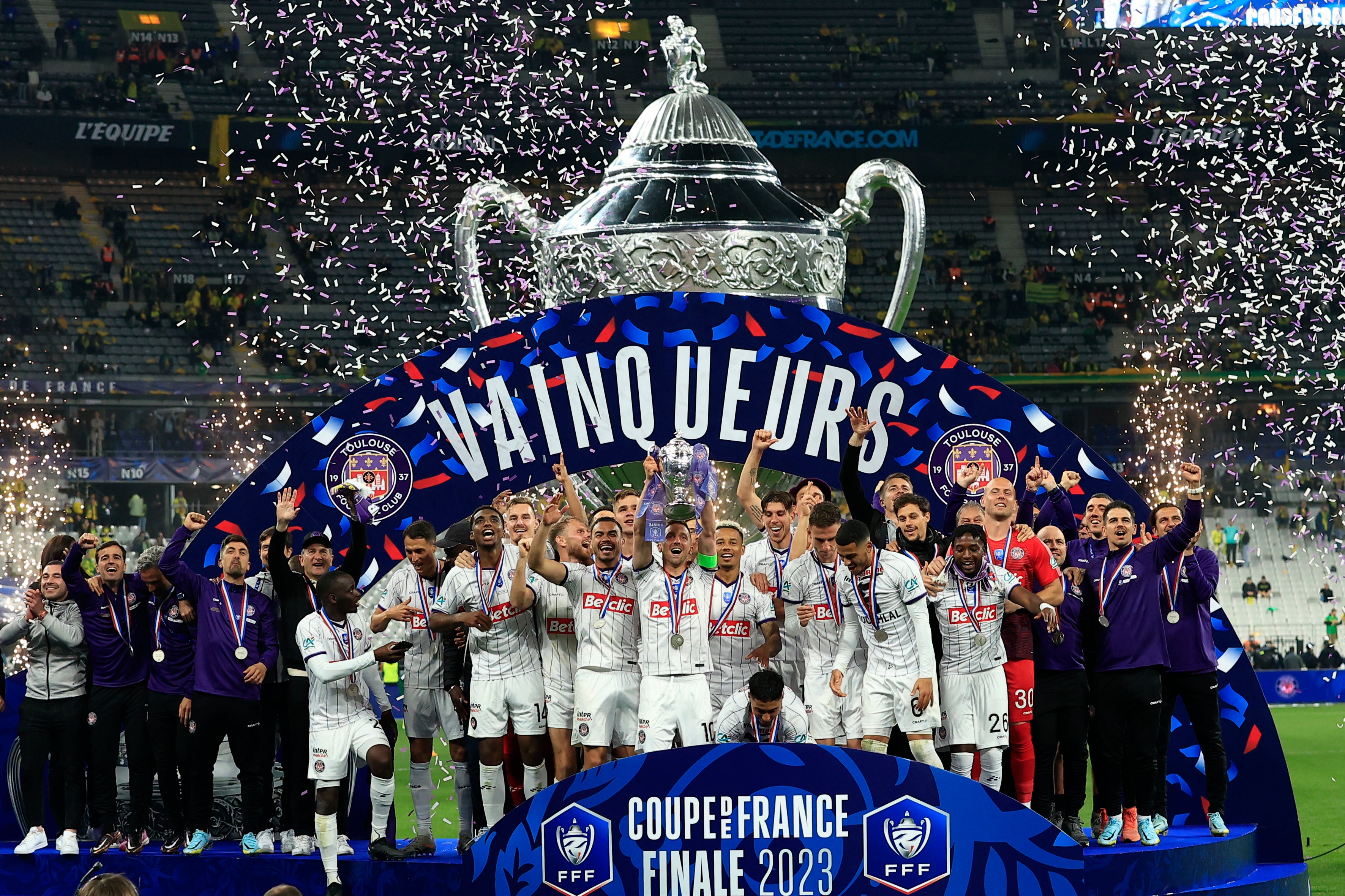 Tolosa logra 1er trofeo; golea a Nantes en final de copa Independent