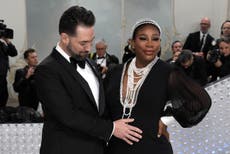 Serena Williams revela embarazo en la gala del Met