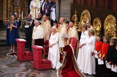 El rey Carlos III es coronado en una ceremonia histórica