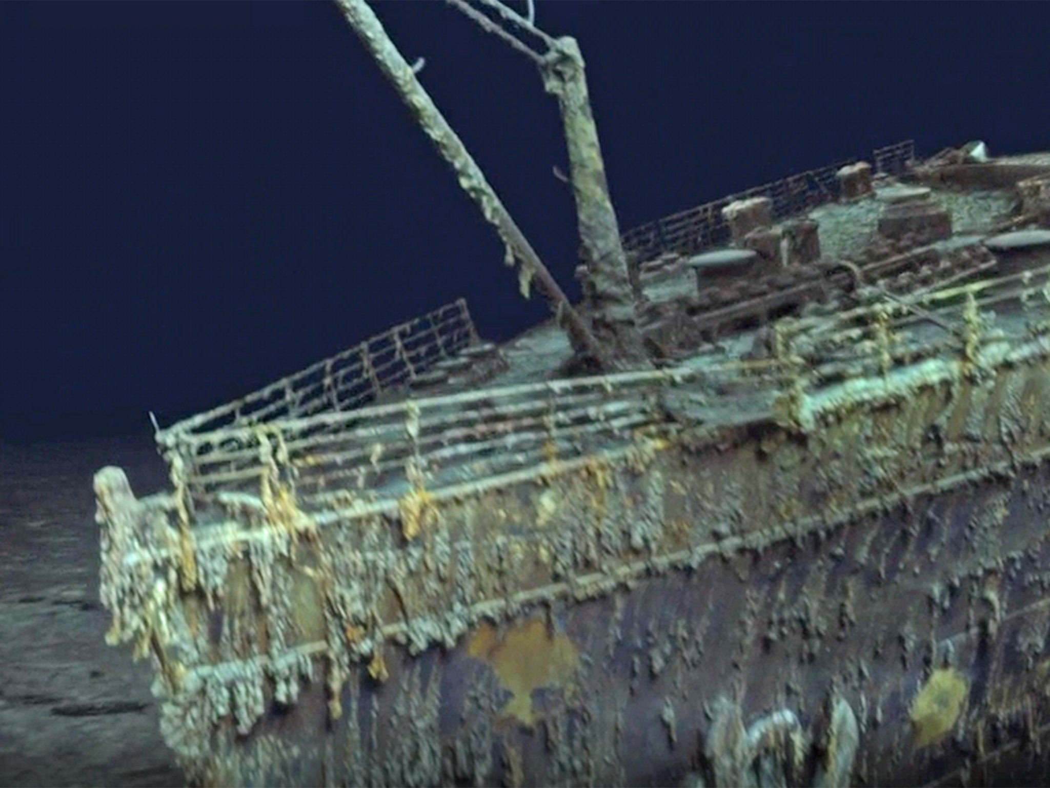 Escombros del Titanic en el fondo del mar