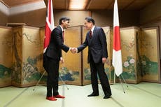 Gran Bretaña y Japón prometen cooperar en defensa, energía limpia y semiconductores