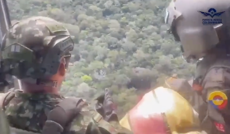 La Fuerza Aérea Colombiana intensificó la búsqueda