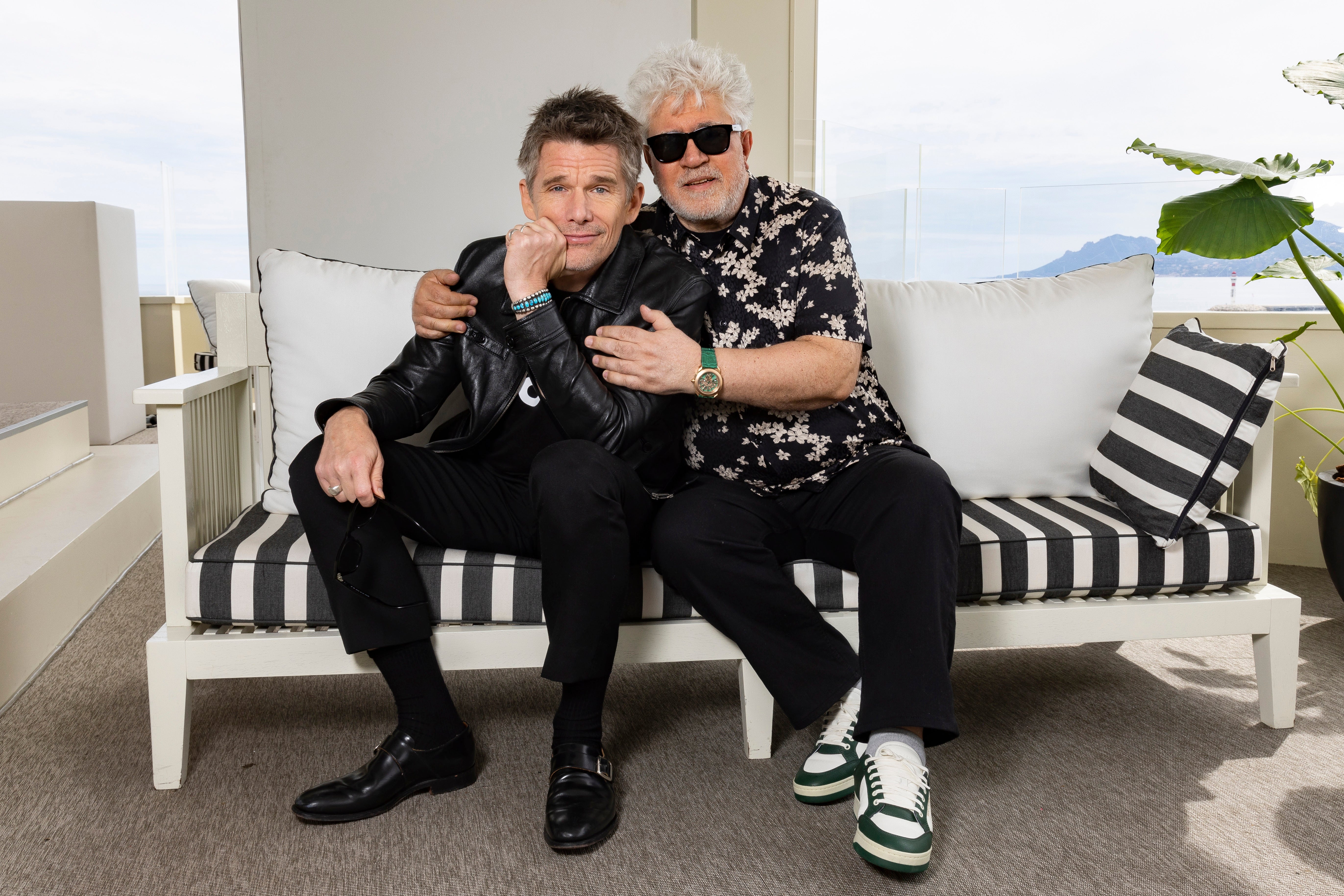 Pedro Almodóvar lleva historia de vaqueros gay a Cannes