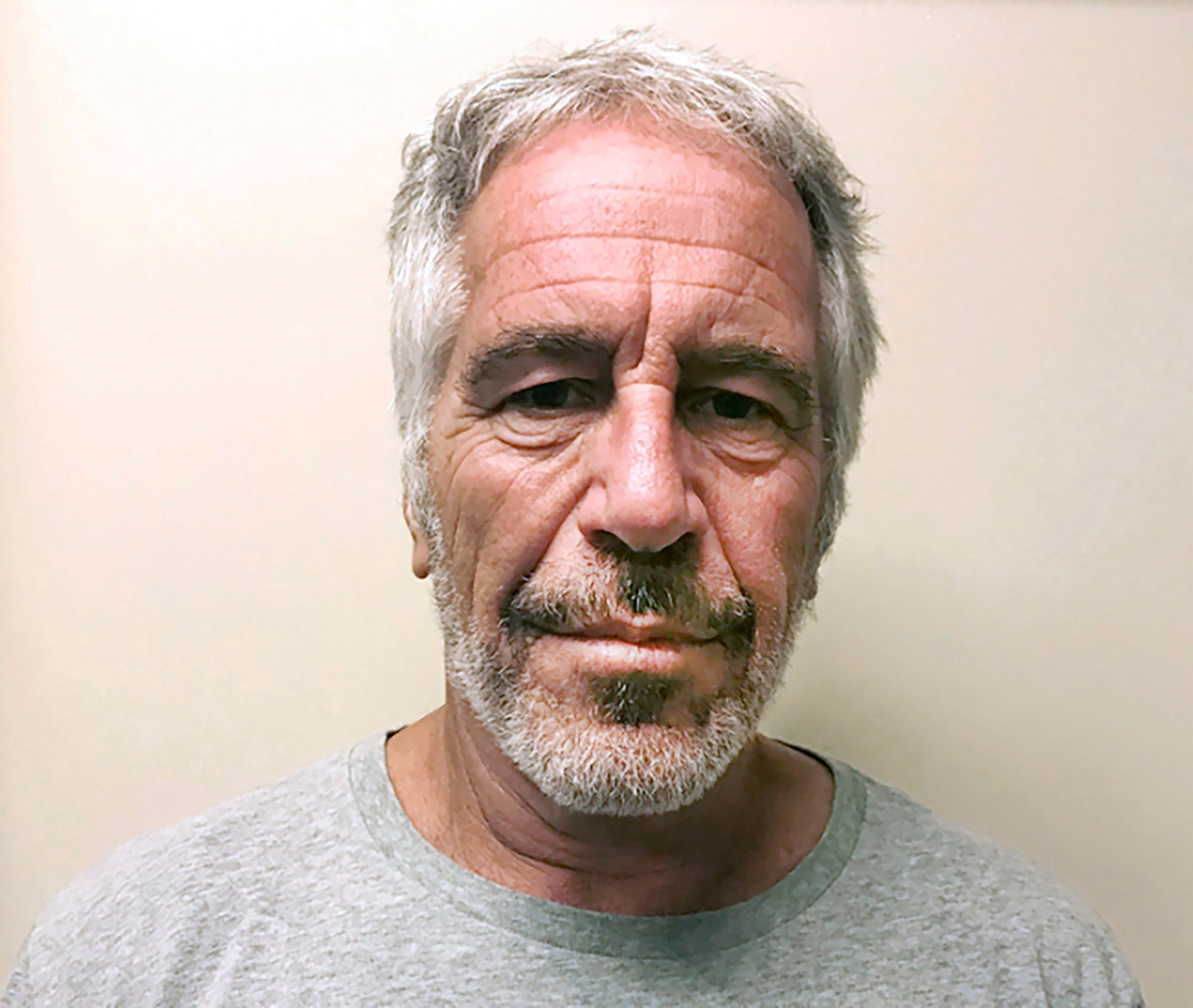 Publican lista de actores y millonarios que están relacionados con Jeffrey Epstein