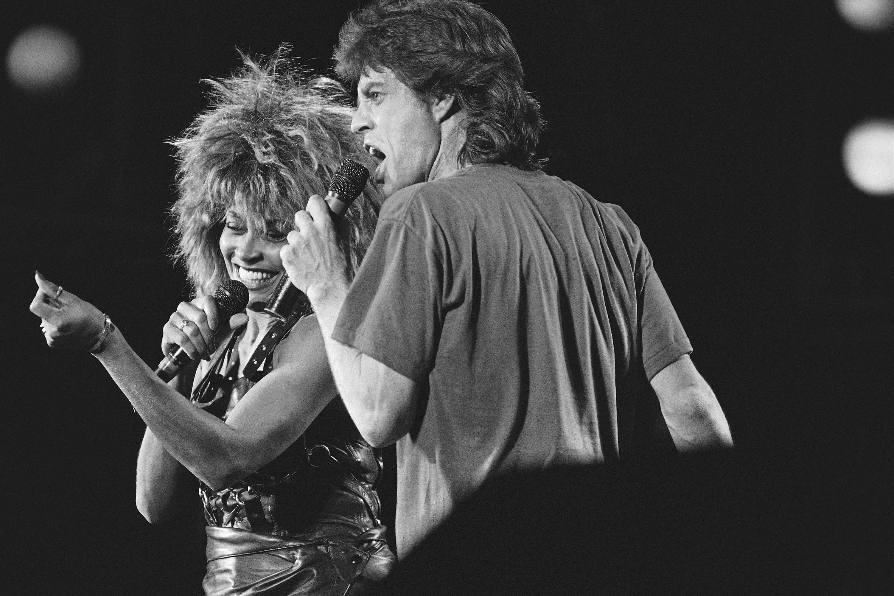 TINA TURNER-DECESO