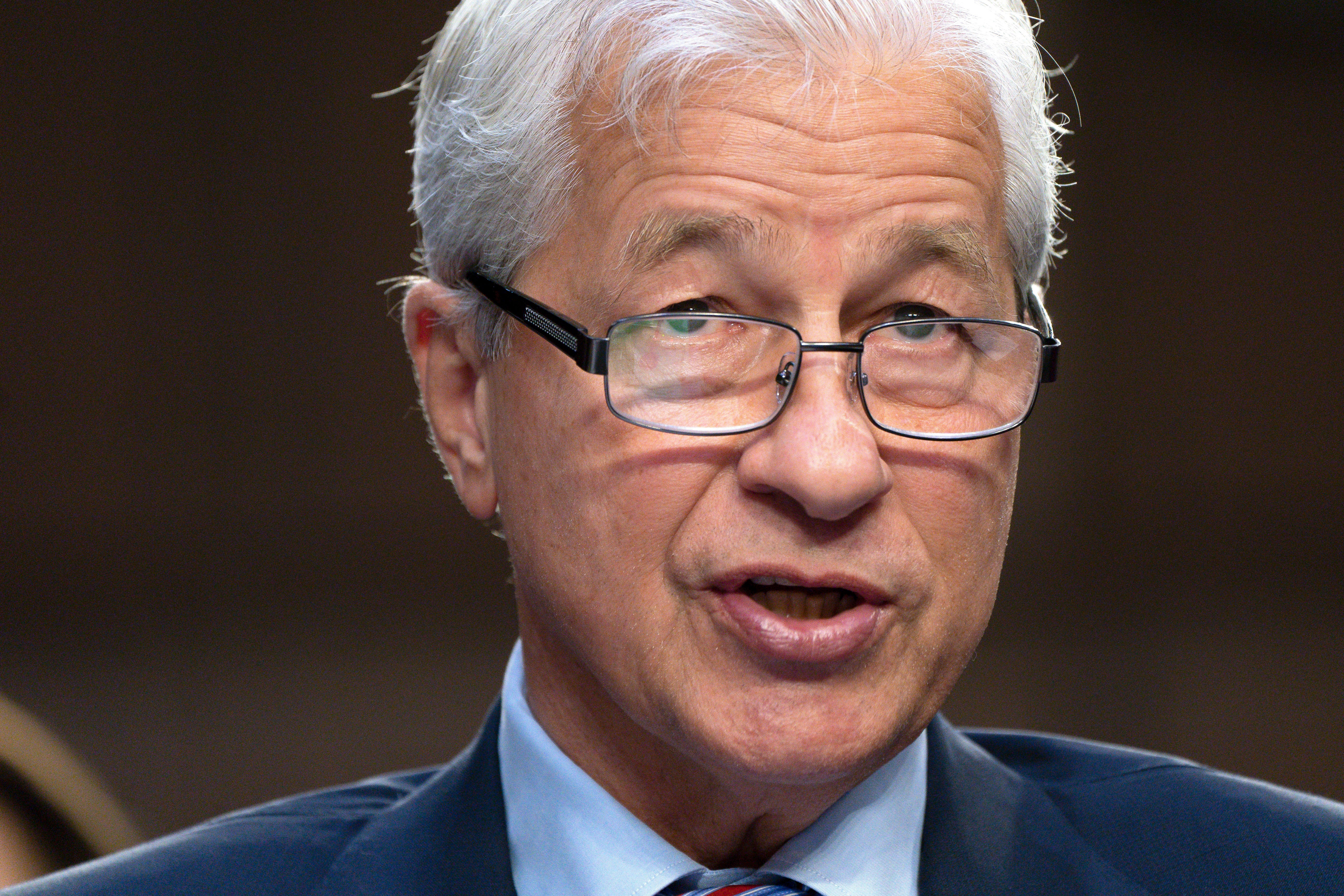 El director ejecutivo de JPMorgan Chase, Jamie Dimon, dijo que no recordaba haber oído hablar nunca de Epstein hasta que lo arrestaron en 2019