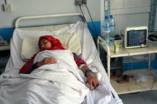 UE exhorta a investigar "atroz" envenenamiento de niñas en Afganistán