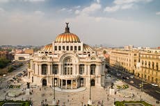 Así luciría la Ciudad de México y el Palacio de Bellas Artes si nevara, según la IA