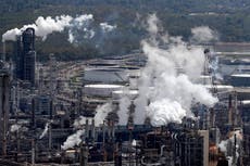 Informe: Más compañías se fijan metas de "cero emisiones", pero pocas tienen planes creíbles