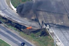 Grandes problemas de tráfico tras colapsar un tramo de la autopista I-95 en Filadelfia