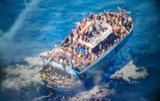Sigue la búsqueda de sobrevivientes y desaparecidos en naufragio en Mediterráneo