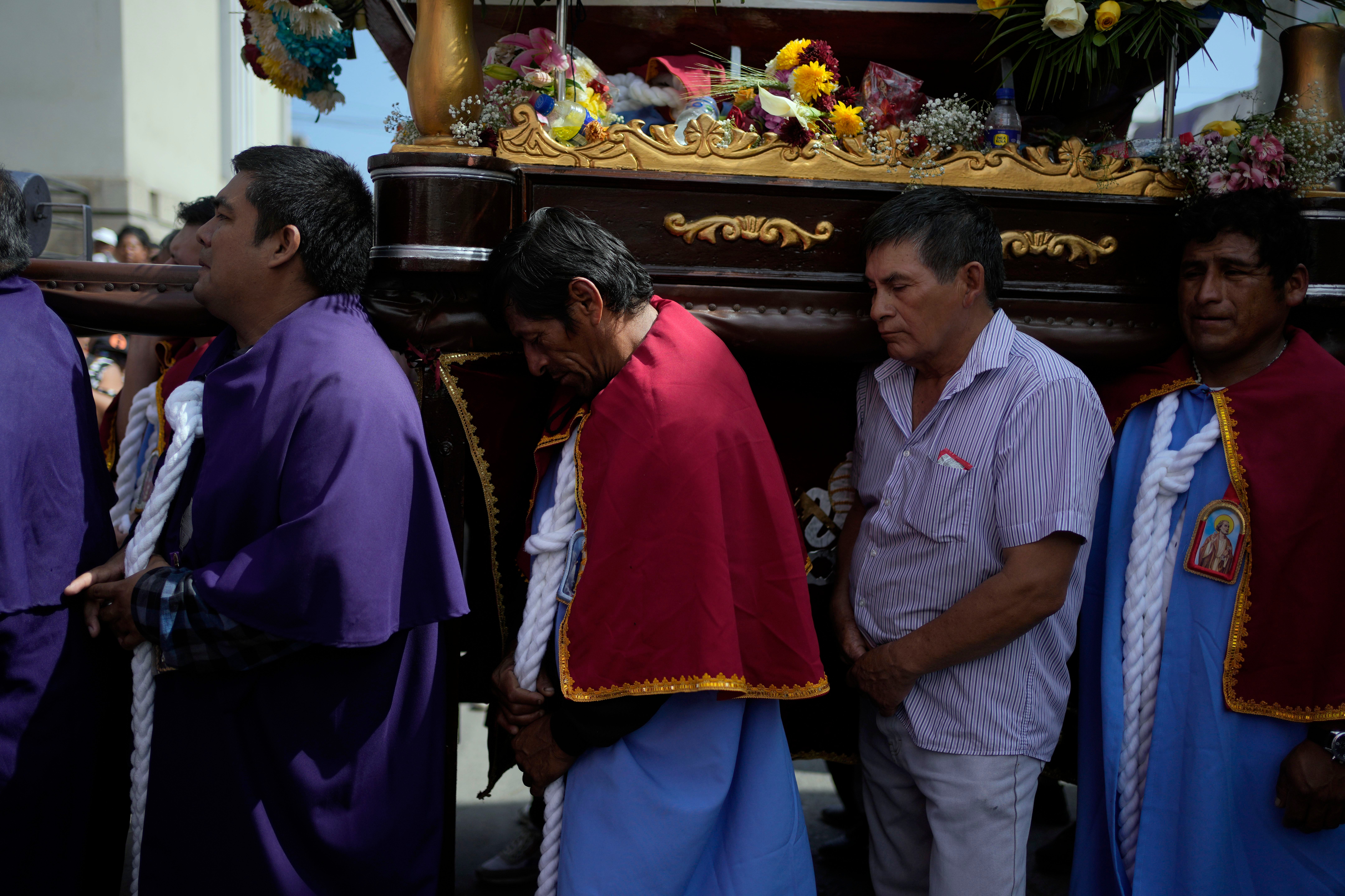 PERÚ-PESCADORES PROCESIÓN