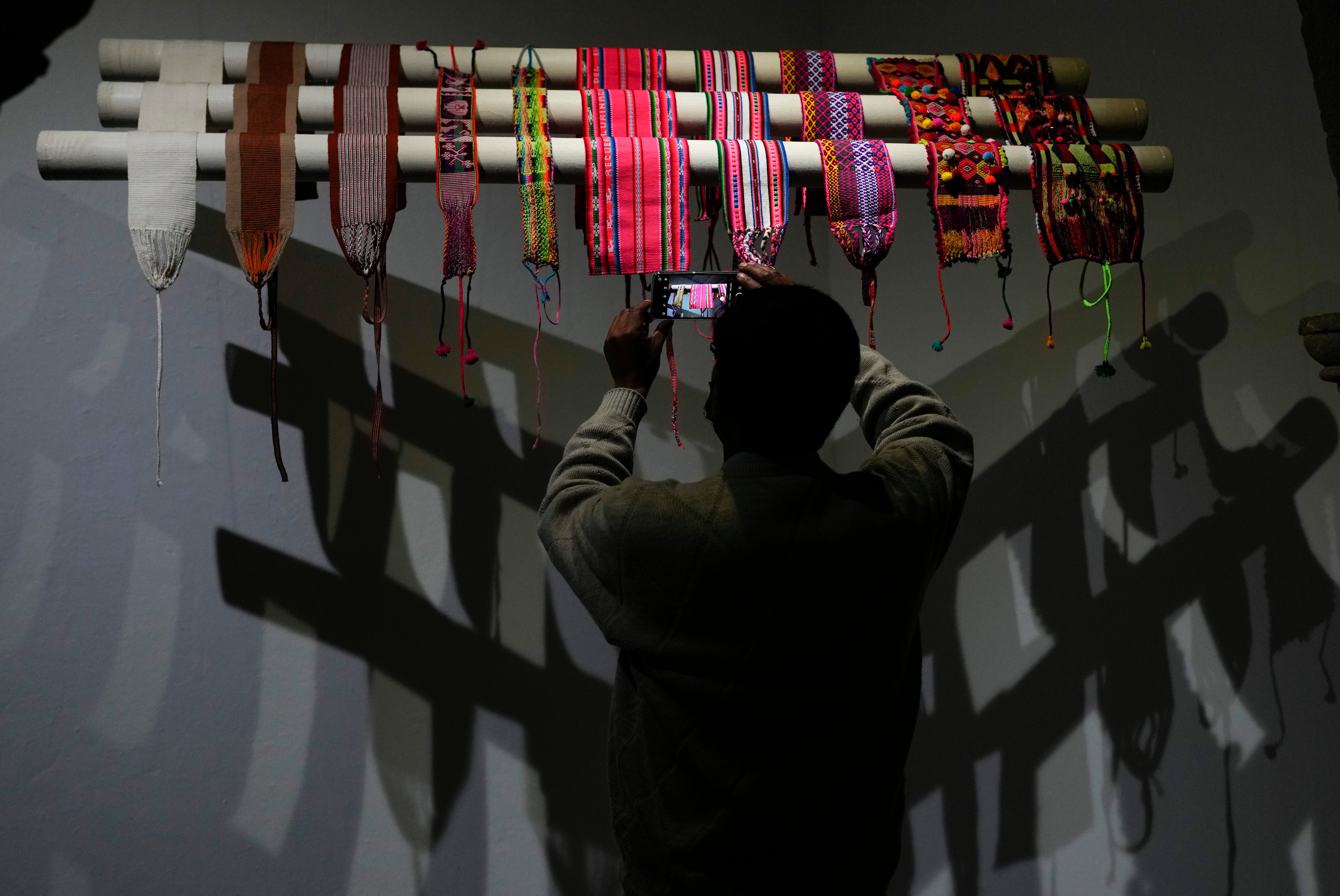 BOLIVIA-TEJIDO ANDINO