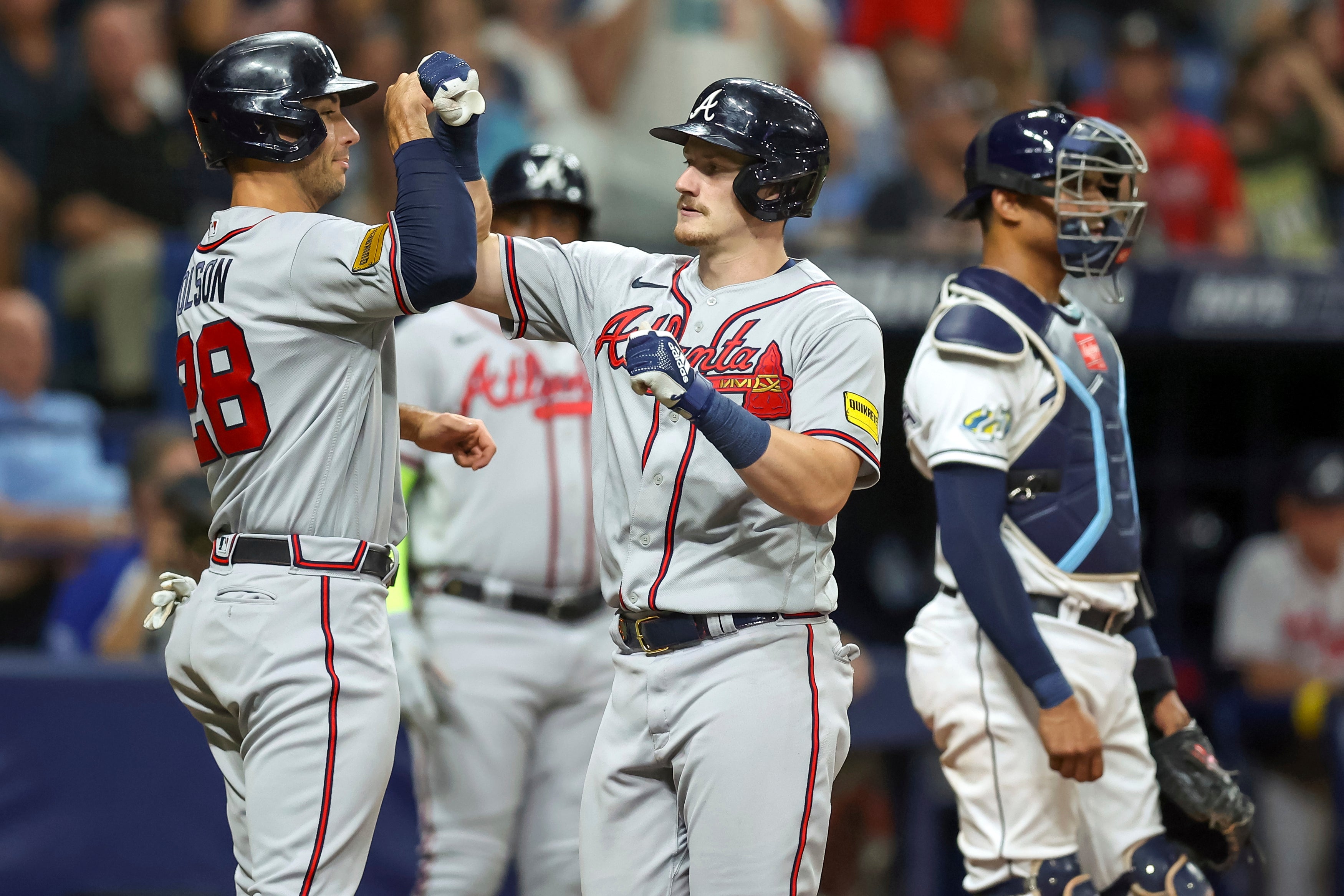 En duelo de líderes de las Grandes Ligas, Bravos se imponen 2-1 a Rays