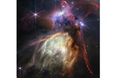 Telescopio Webb revela imagen del nacimiento de 50 estrellas