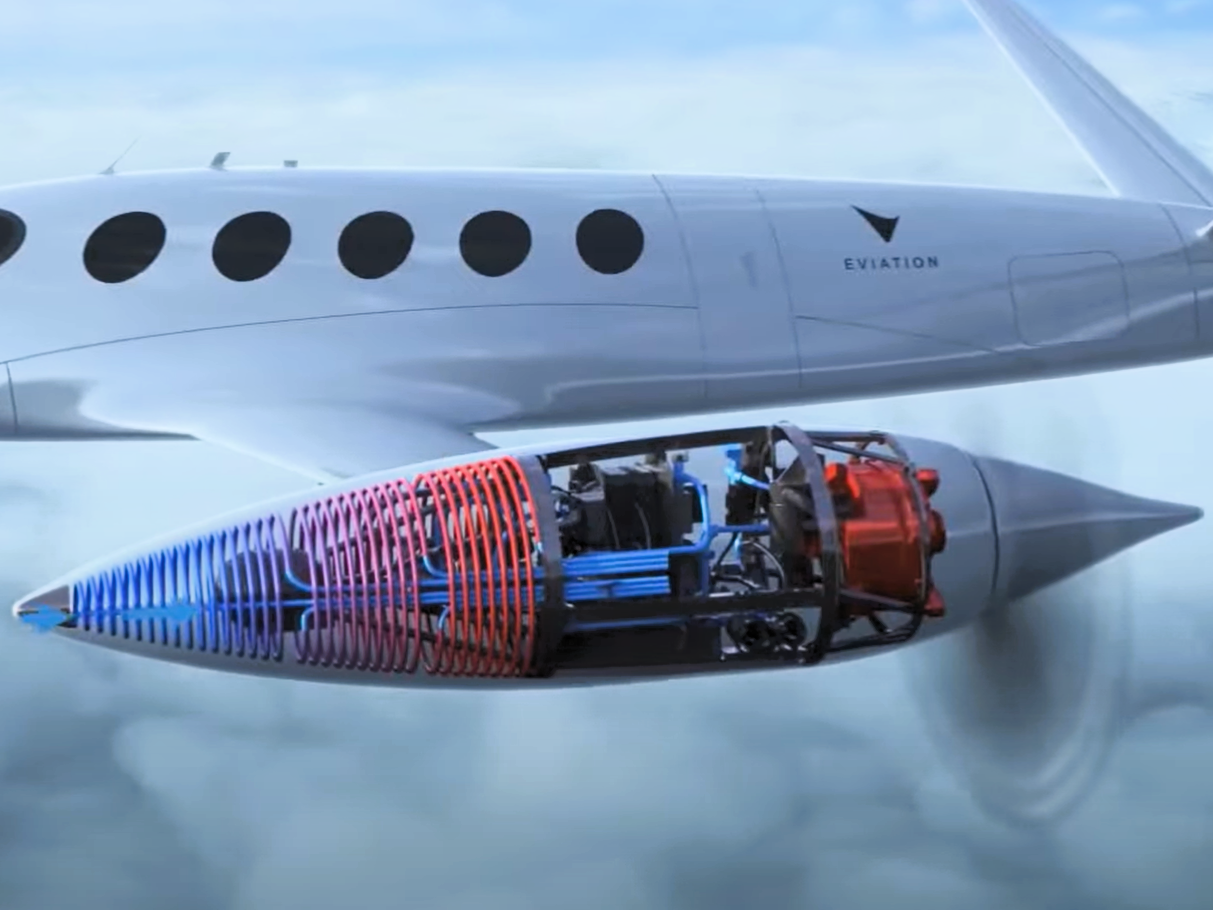 Los aviones totalmente eléctricos necesitan baterías con una densidad energética
