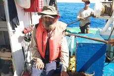 Marinero explica por qué se tuvo que despedir de la perrita Bella con la que naufragó en el Pacífico