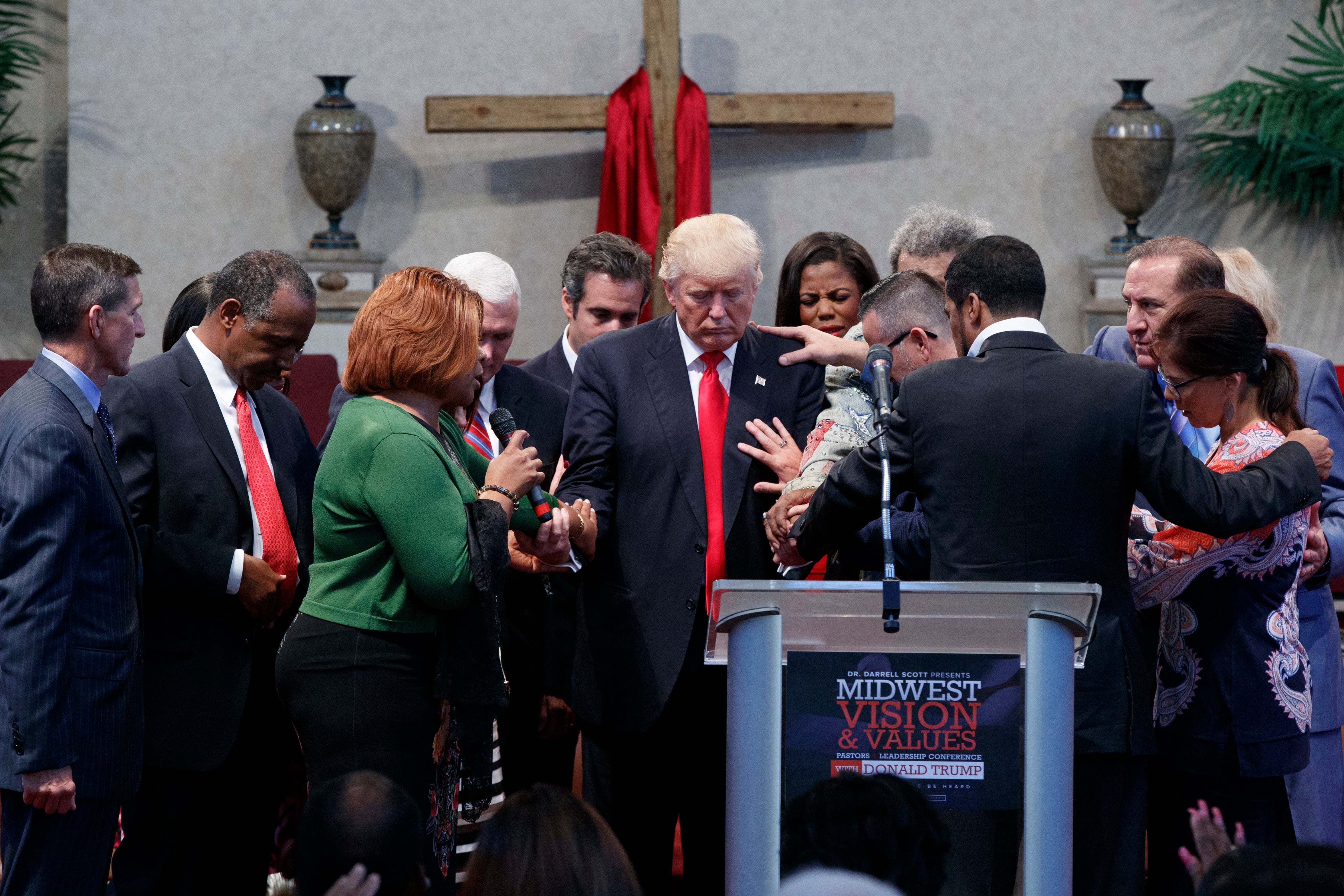 TRUMP-CRISTIANOS CONSERVADORES