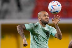 Jueza procesa a Dani Alves por presunta agresión sexual
