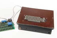 Subastan computadora que ayudó a iniciar el imperio Apple