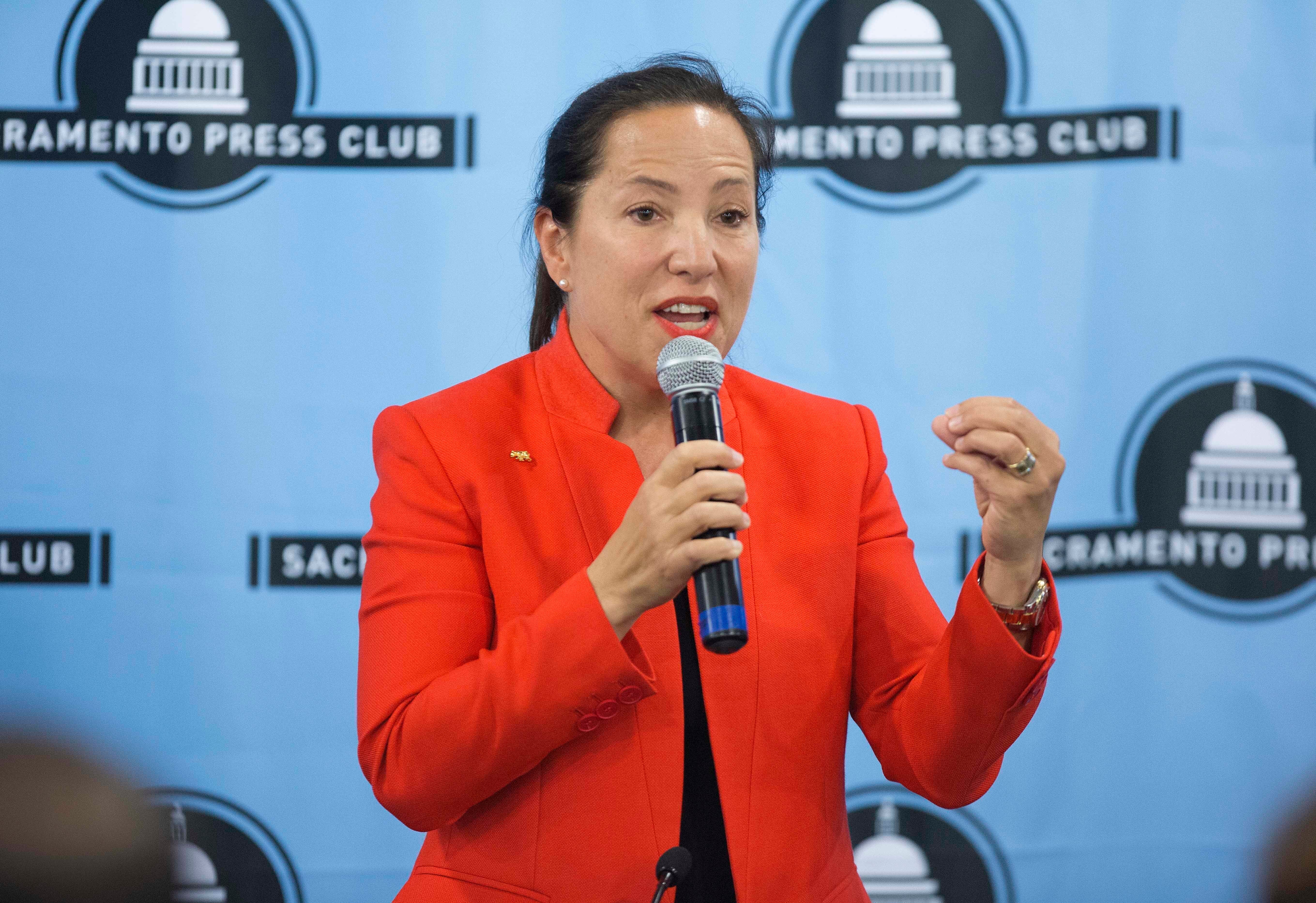 CALIFORNIA-HOTELES-TAYLOR SWIFT