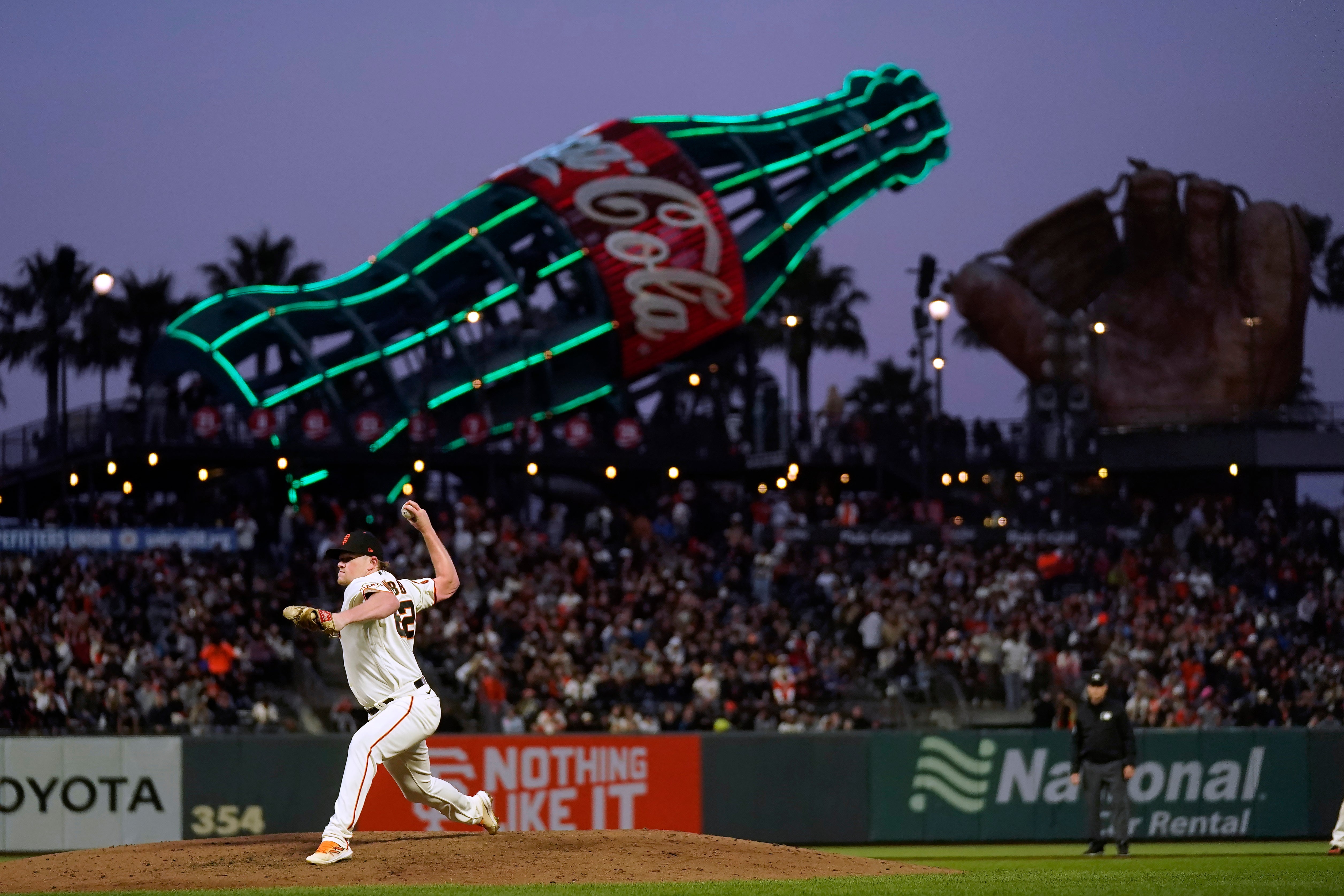 DIAMONDBACKS-GIGANTES