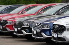 Hyundai y Kia retiran casi 92.000 vehículos; instan a dueños a estacionarlos afuera por riesgo de incendio
